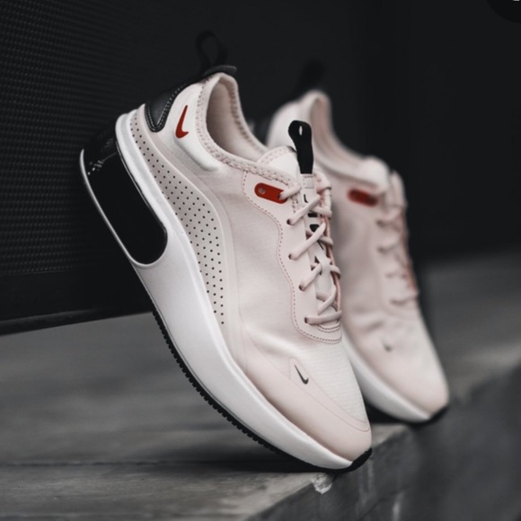 air max dia black and pink